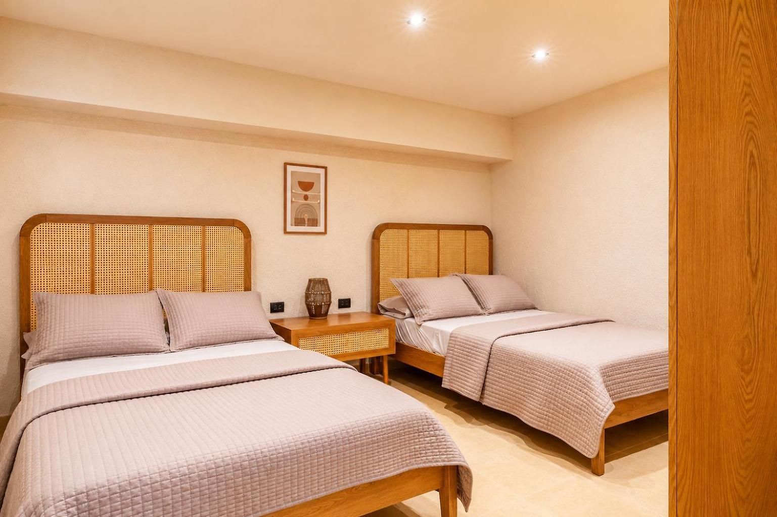Mediterranean Two Bedroom In Bocagrande * Cartagena