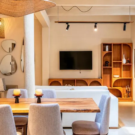 Mediterranean Two Bedroom In Bocagrande